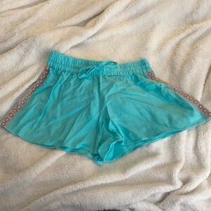 Worn once vineyard vines linen shorts size XS